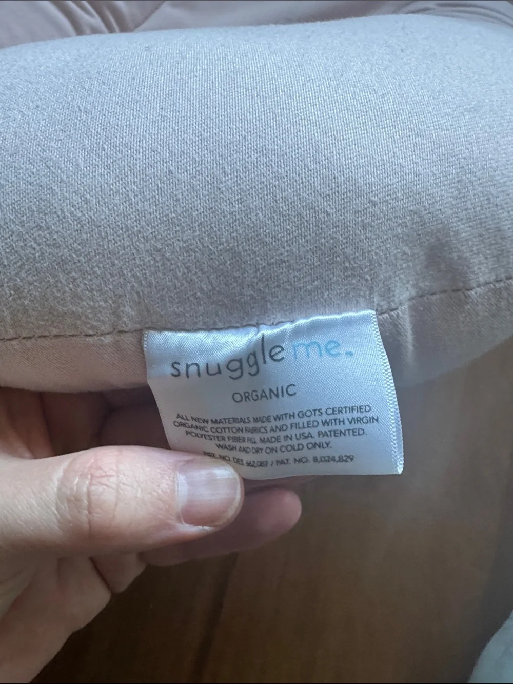 Snuggle me organic pink